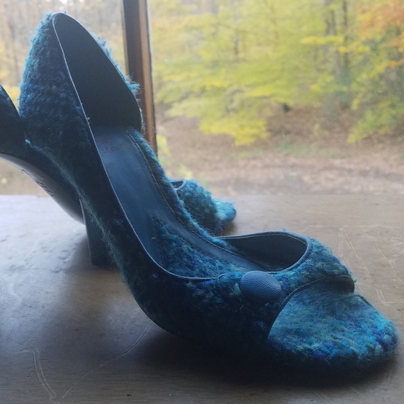 Charles David Teal/blue/green D'Orsay style heels. - Picture 1 of 8